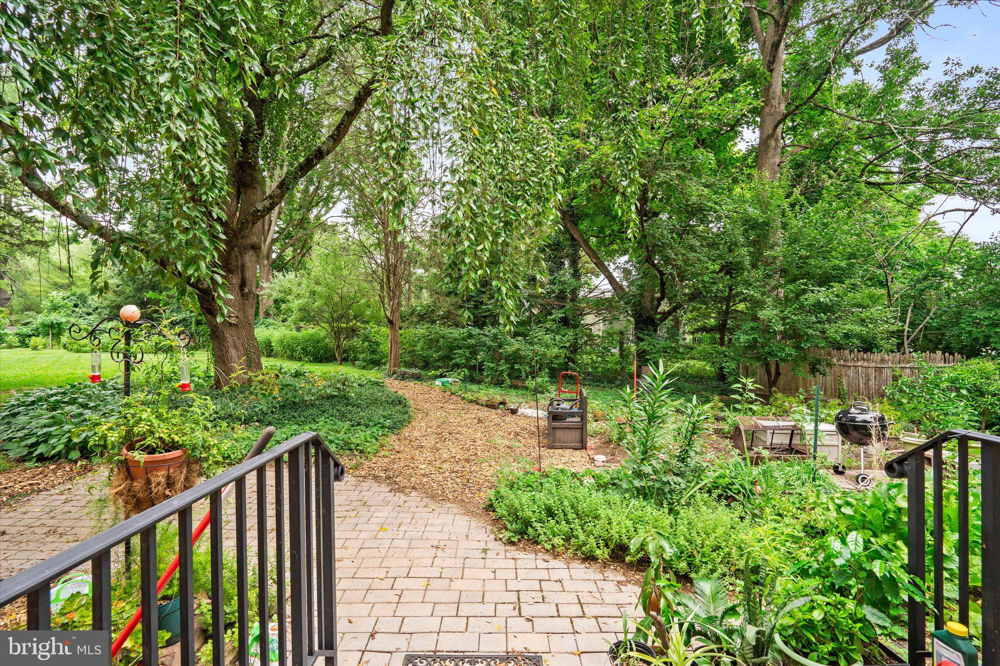 21 Duffield Place Princeton, NJ 08540 - Photo 28 of 31 garden