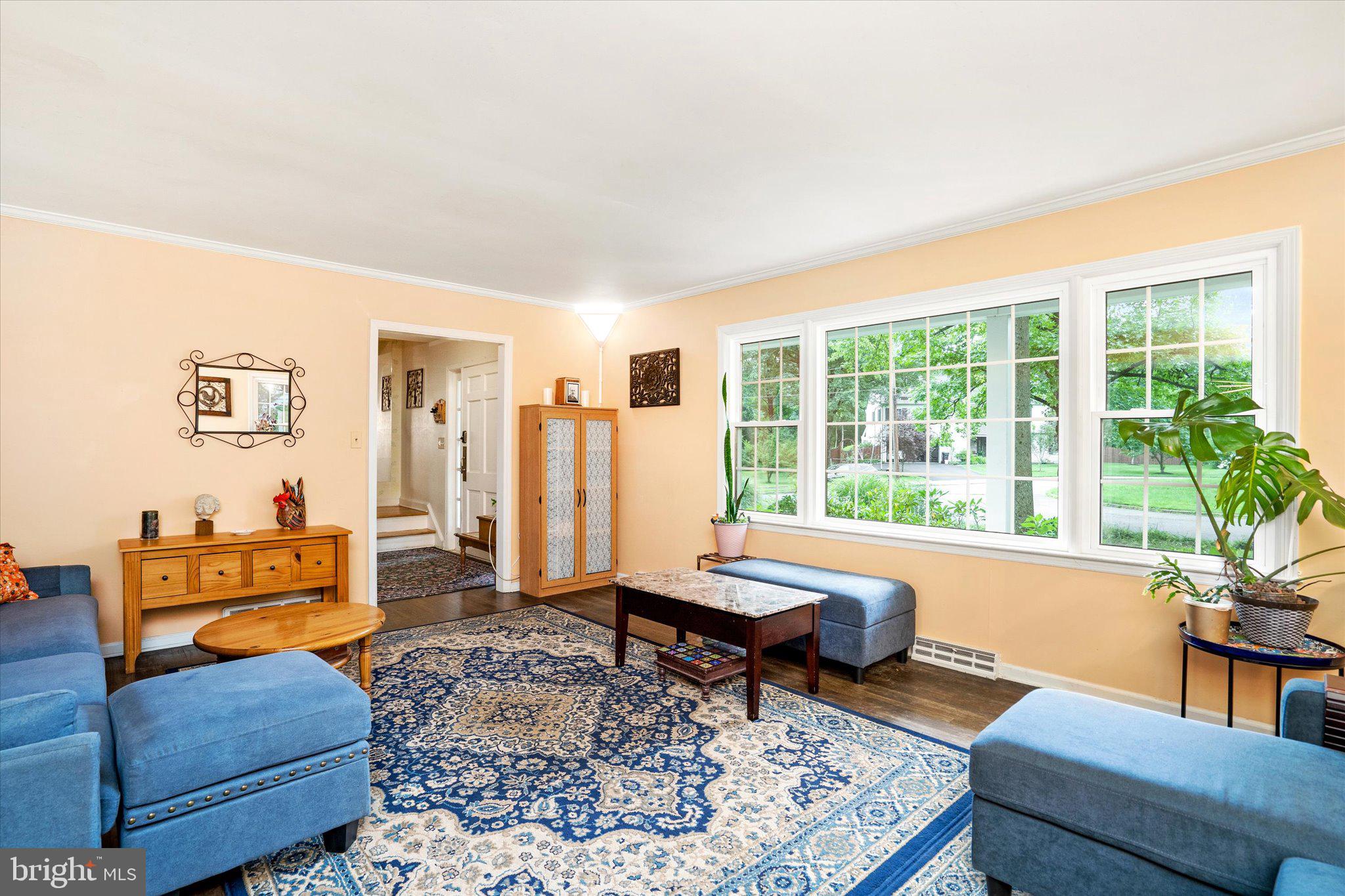 21 Duffield Place Princeton, NJ 08540 - Photo 6 of 31 living room
