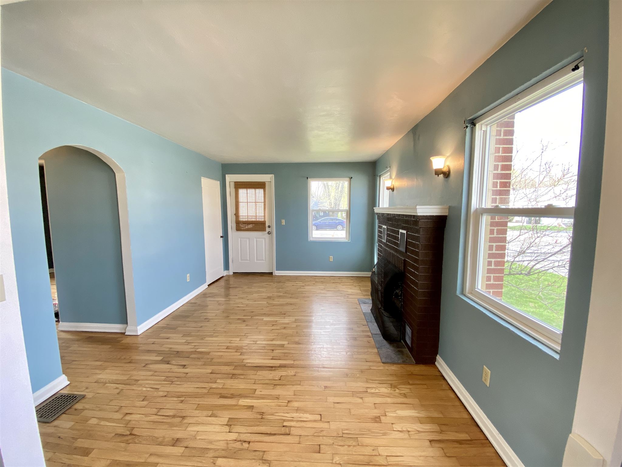 530 West 4th Street Rochester, IN 46975 - Photo 6 of 20