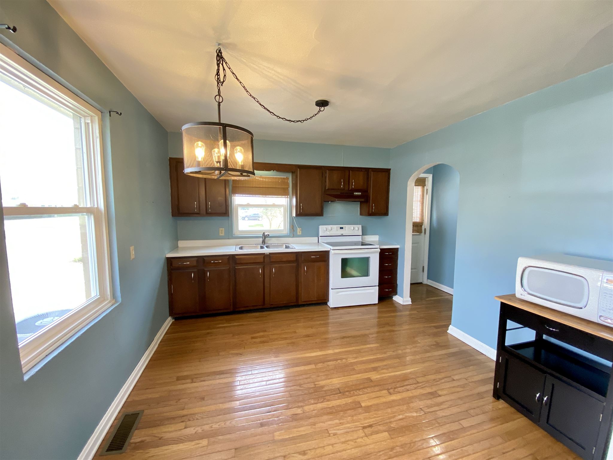 530 West 4th Street Rochester, IN 46975 - Photo 8 of 20