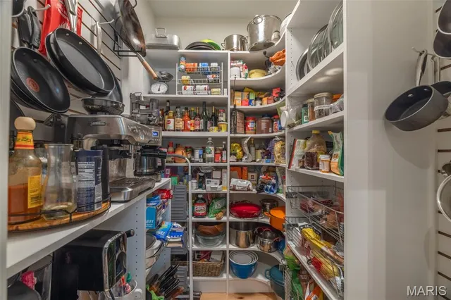 $1,190,000 | 2740 Tyrol View, Innsbrook, MO 63390