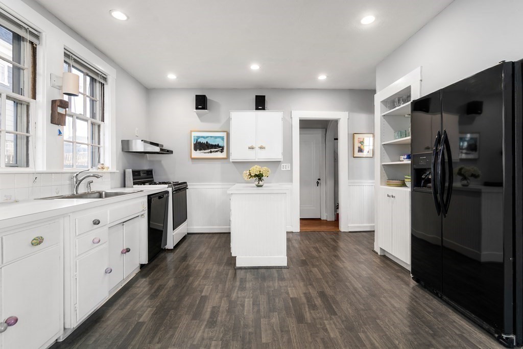 44 Pierpont Road Boston, MA 02132 - Photo 6 of 16 Gallery Image 6