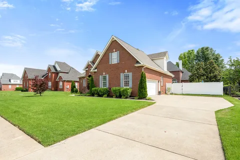 $614,900 | 3307 Genoa Drive, Murfreesboro, TN 37128