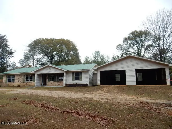 $80,000 | 75 L G Collins Road, State Line, MS 39362