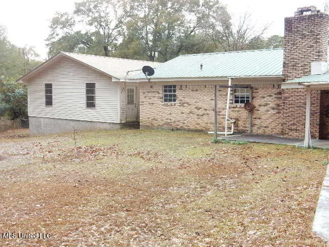 $100,000 | 75 L G Collins Road, State Line, MS 39362