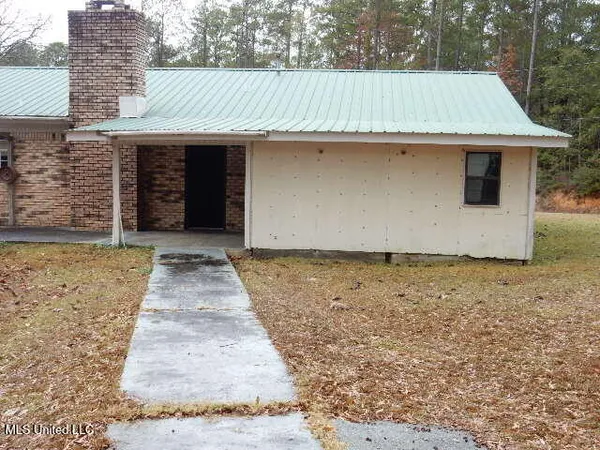 $80,000 | 75 L G Collins Road, State Line, MS 39362