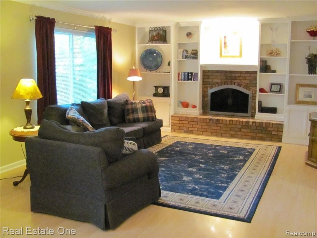 2100 Rutgers Drive Troy, MI 48085 - Photo 13 of 25 IMG_0364