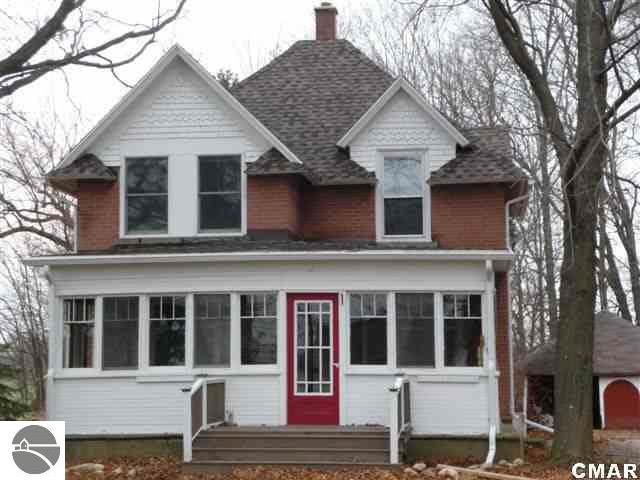 9113 South Littlefield Road Blanchard, MI 49310 - Photo 3 of 25 1771486-2.JPG