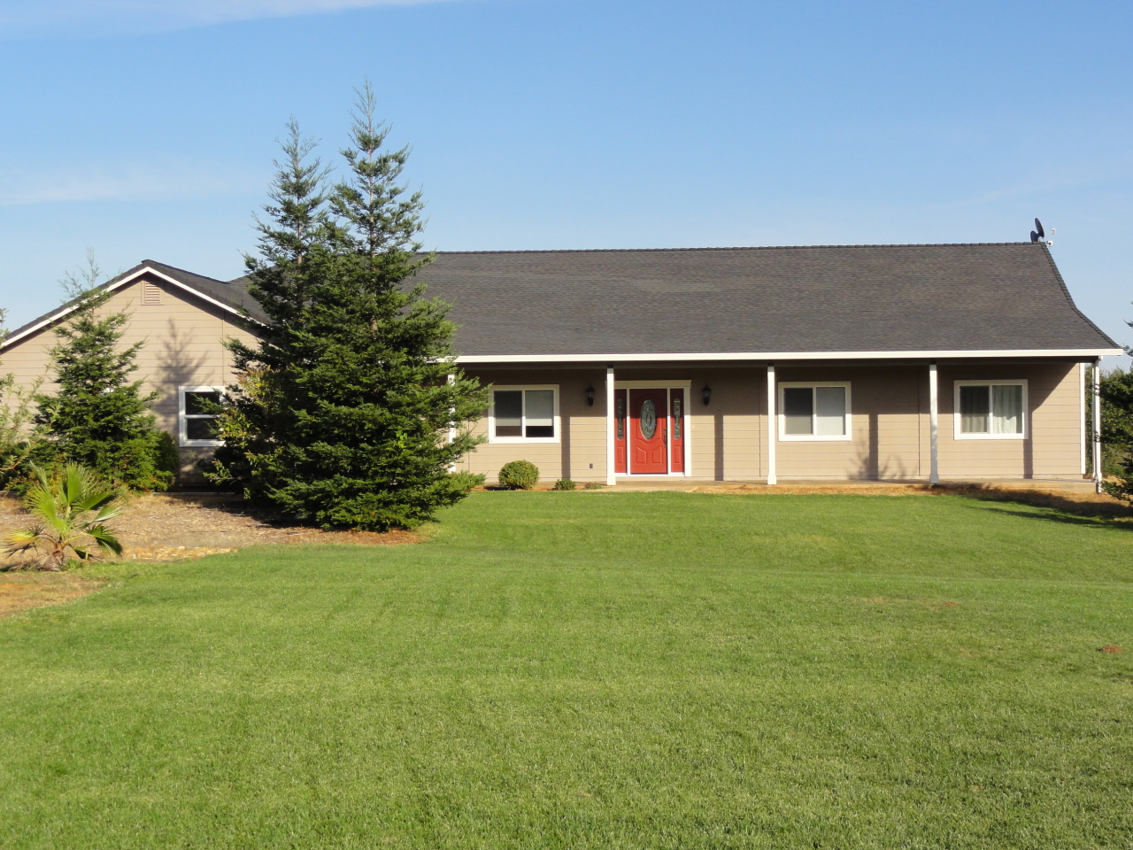 5555 Monte Vista Road Anderson, CA 96007 - Photo 1 of 19 House