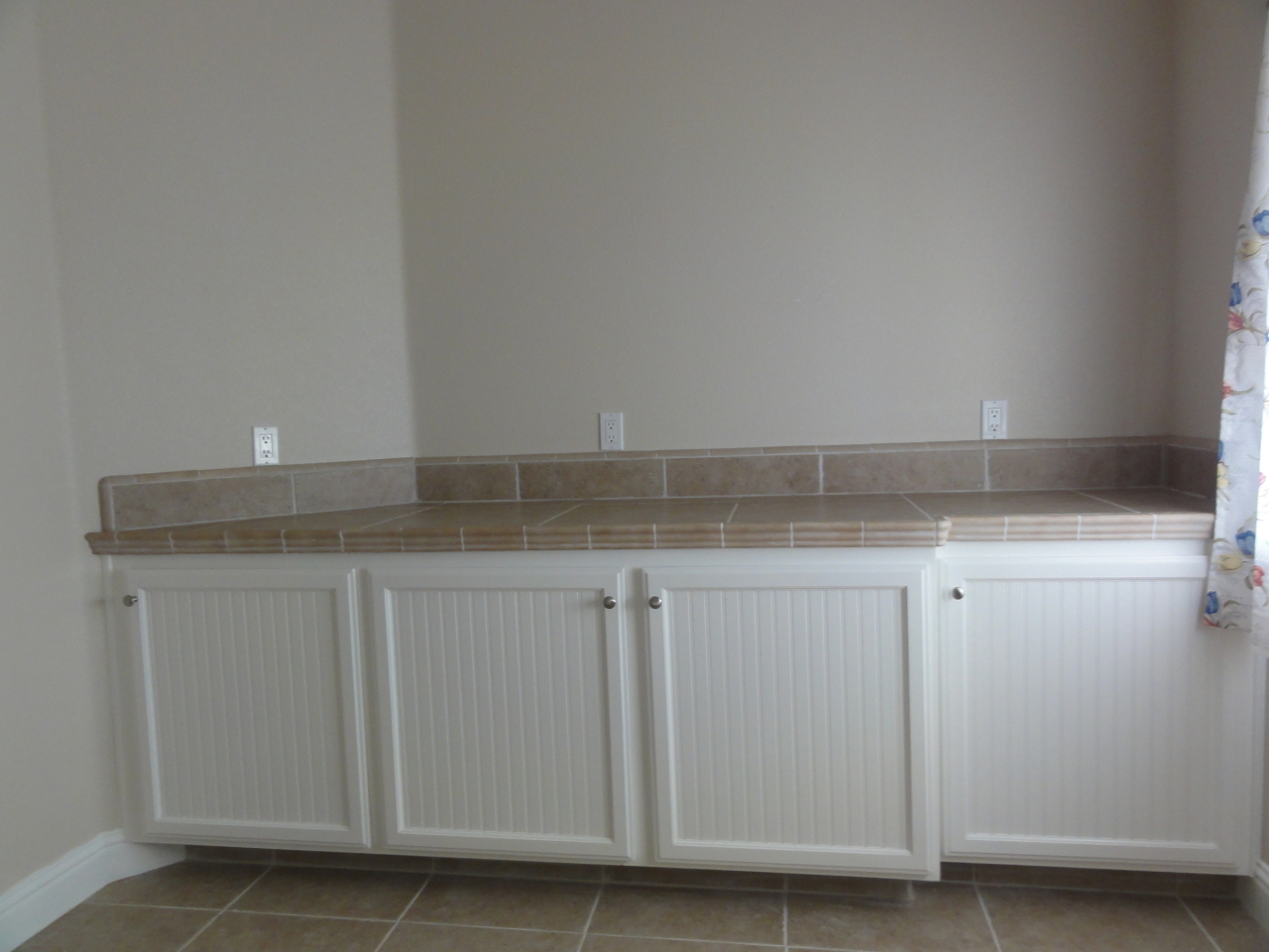 5555 Monte Vista Road Anderson, CA 96007 - Photo 13 of 19 Laundry Room 2
