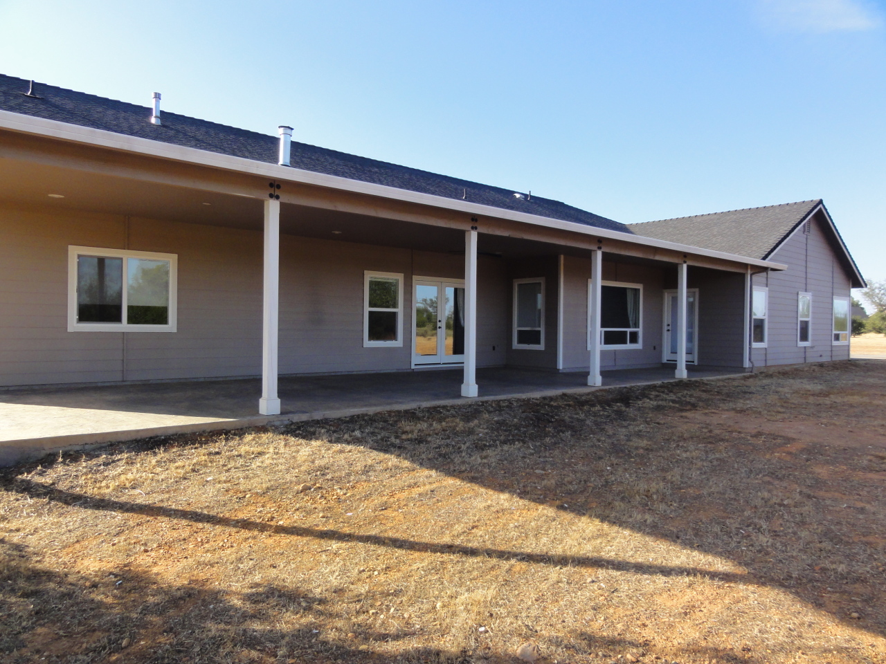 5555 Monte Vista Road Anderson, CA 96007 - Photo 18 of 19 Back Porch