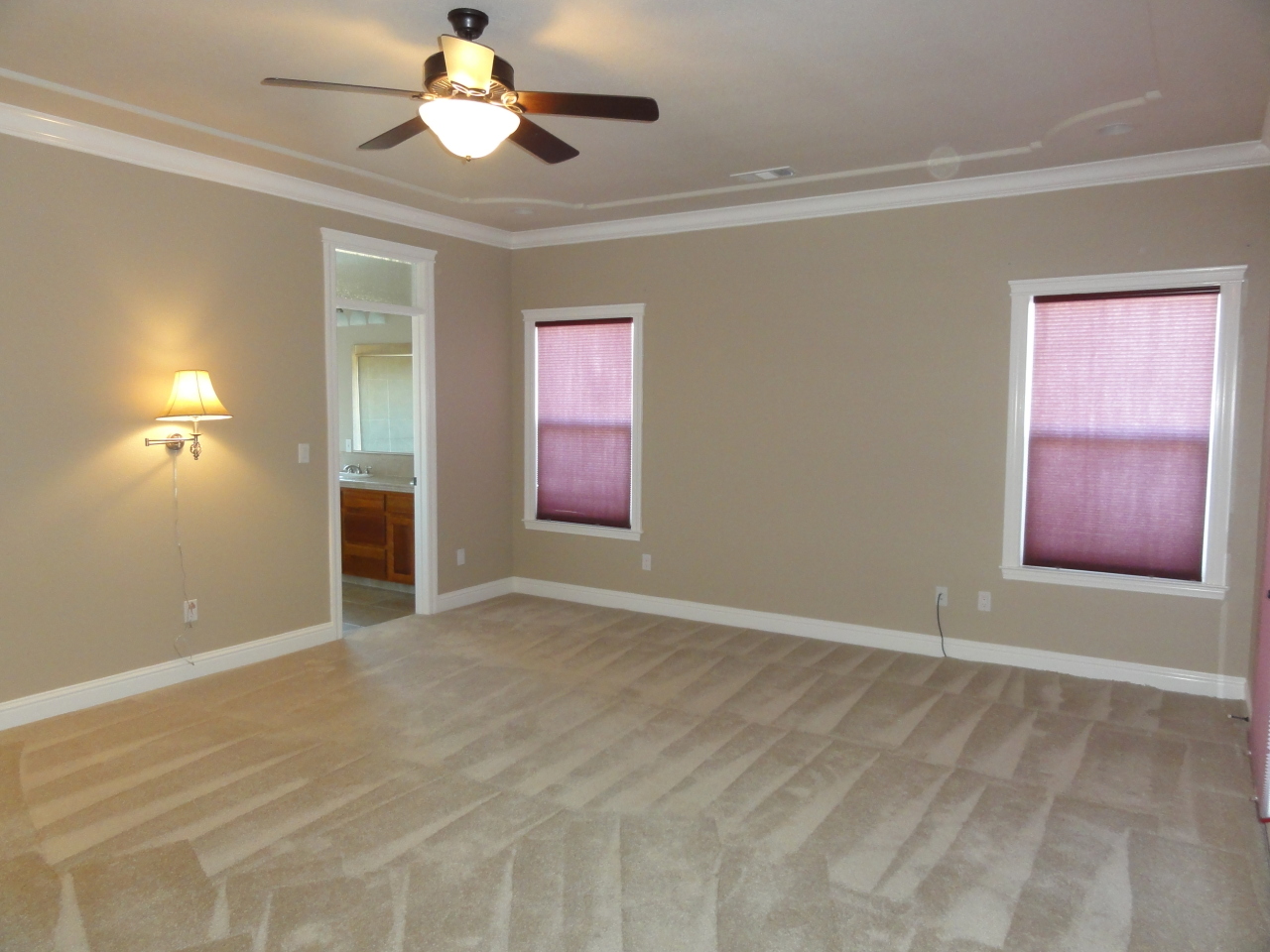 5555 Monte Vista Road Anderson, CA 96007 - Photo 9 of 19 Master Bedroom