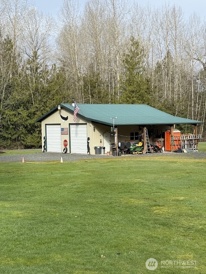 3029 East Smith Road Bellingham, WA 98226 - Photo 2 of 3