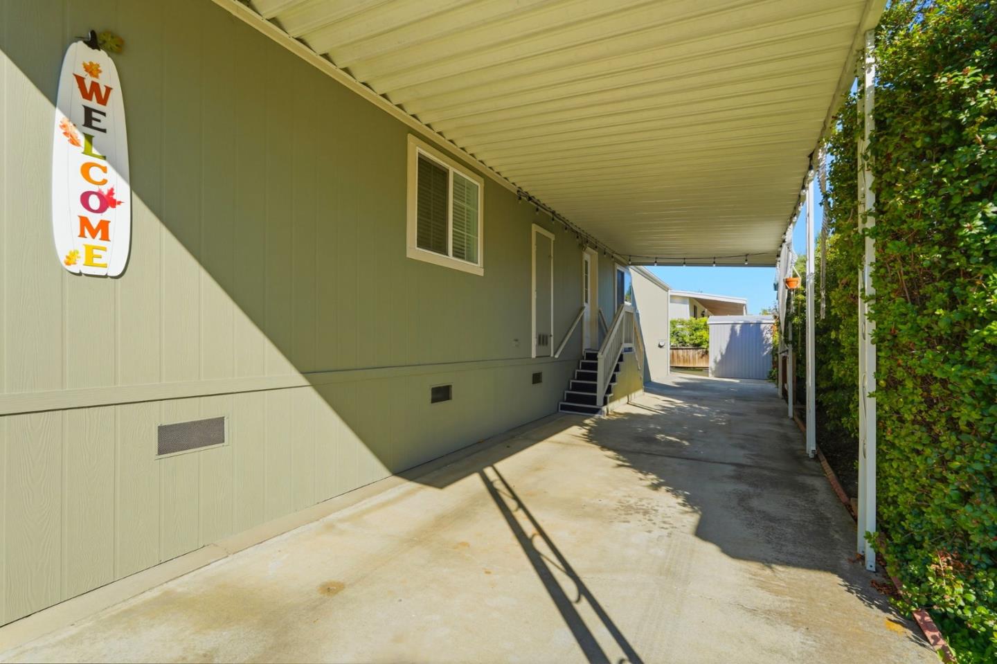 845 Villa Teresa Way, Unit 845 San Jose, CA 95123 - Photo 32 of 34 a front view of a house
