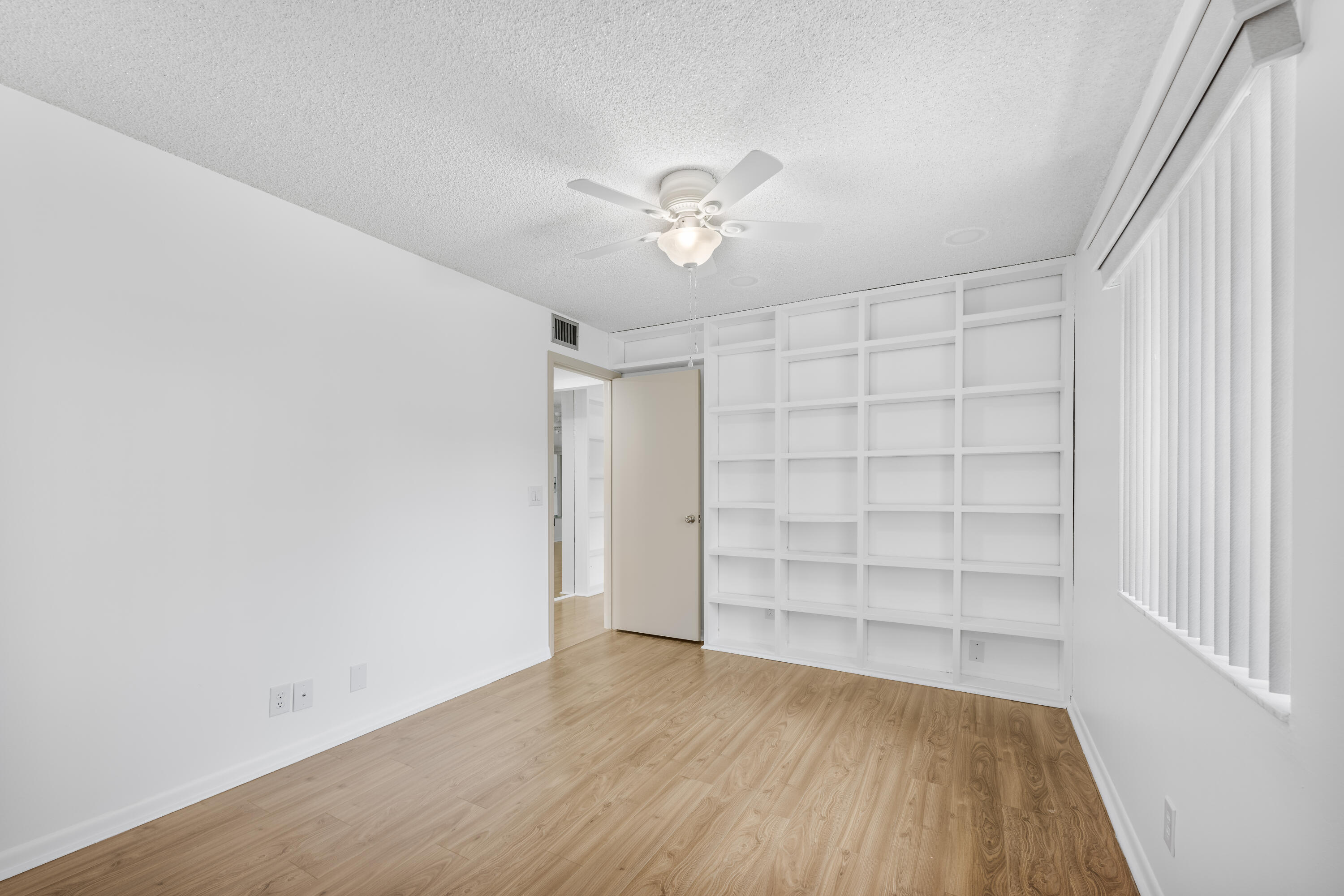 313 Pine Ridge Circle, Unit C2 Greenacres, FL 33463 - Photo 18 of 24 313 Pine Ridge Cir, C2