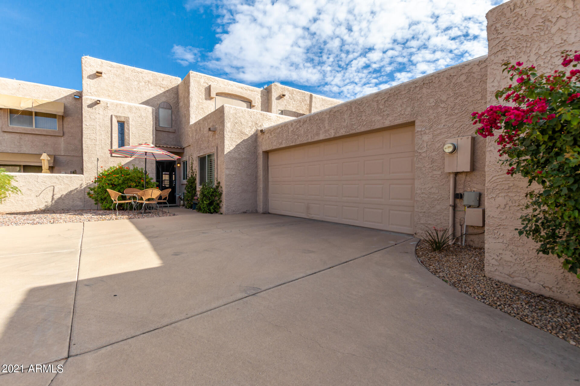4032 East Charter Oak Road Phoenix, AZ 85032 - Photo 1 of 29 01 - Charter Oak