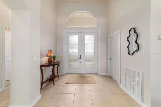 $318,900 | 10161 Mainsail Drive, Oxford, FL 34484