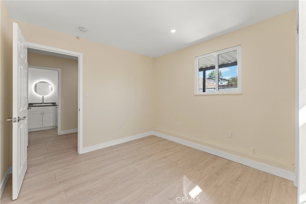 2789 Fairmount Boulevard Riverside, CA 92501 - Photo 17 of 60