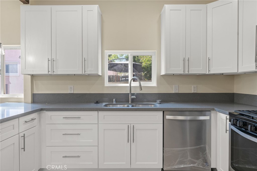 2789 Fairmount Boulevard Riverside, CA 92501 - Photo 27 of 60