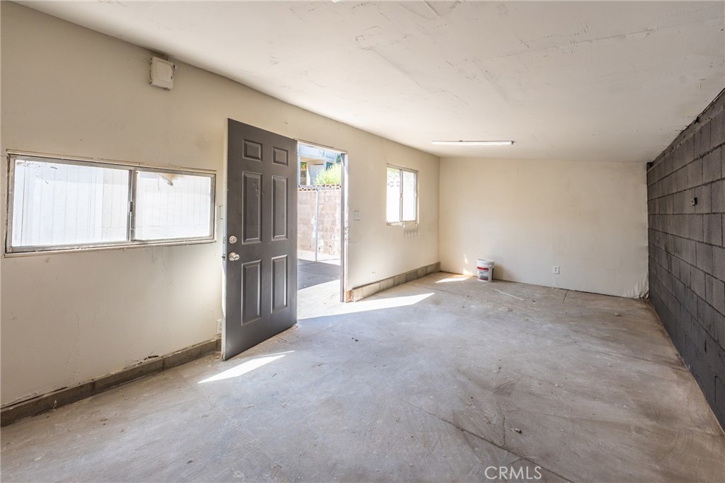 2789 Fairmount Boulevard Riverside, CA 92501 - Photo 46 of 60