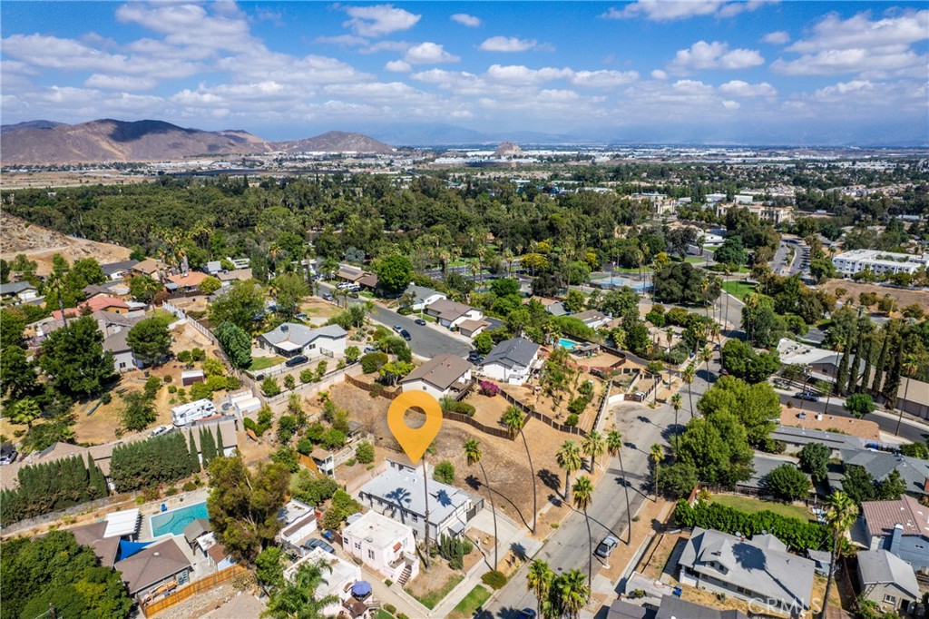 2789 Fairmount Boulevard Riverside, CA 92501 - Photo 55 of 60