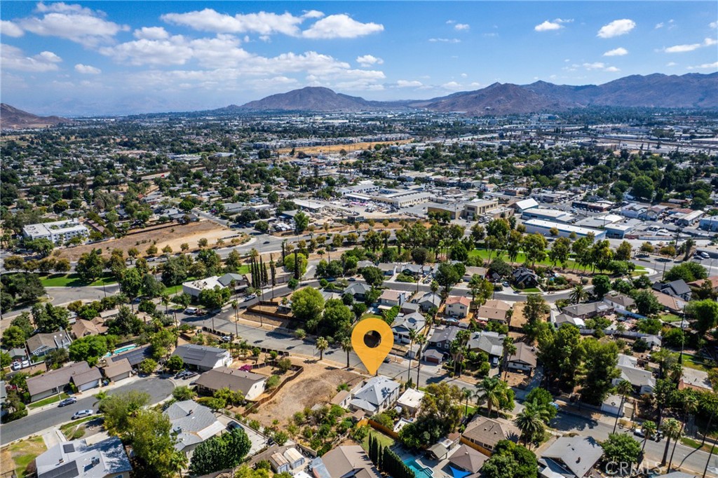 2789 Fairmount Boulevard Riverside, CA 92501 - Photo 57 of 60