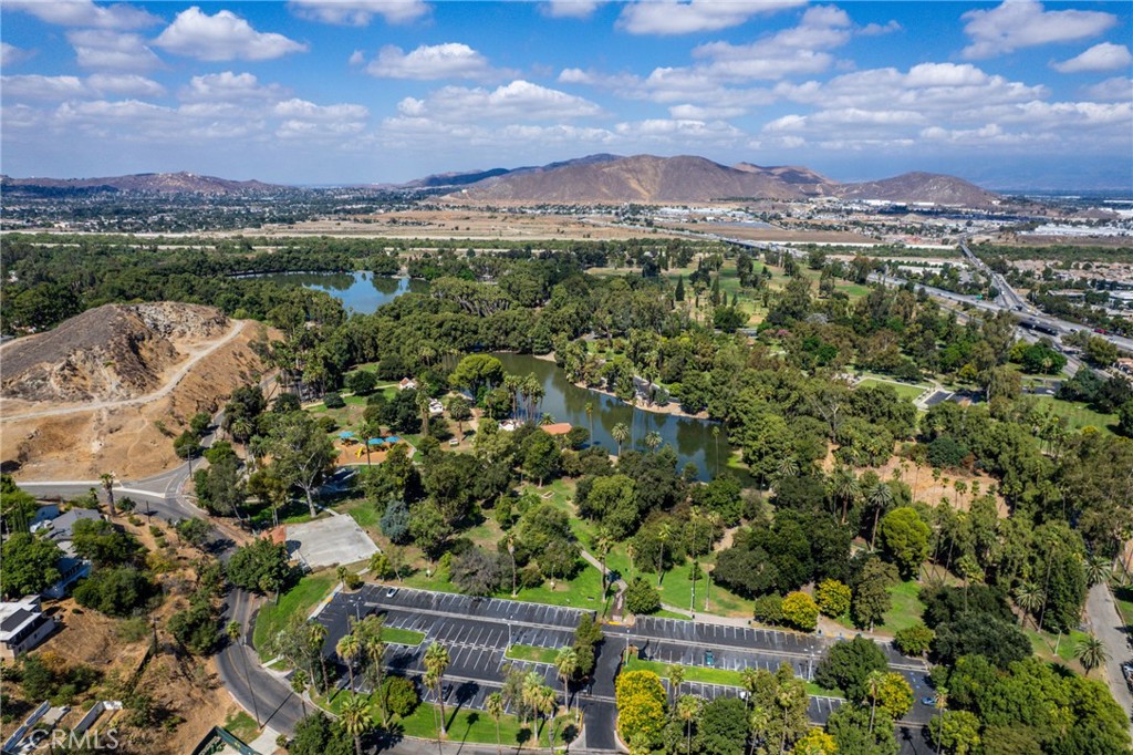 2789 Fairmount Boulevard Riverside, CA 92501 - Photo 60 of 60