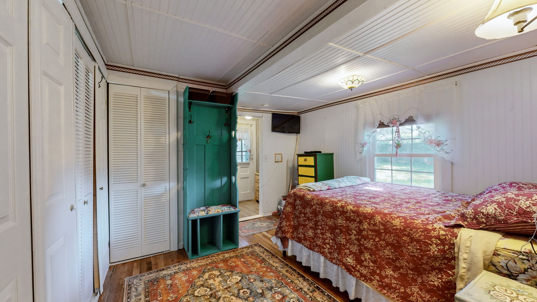 407 Villa Street Murfreesboro, TN 37129 - Photo 16 of 33 a bedroom with a bed and a window