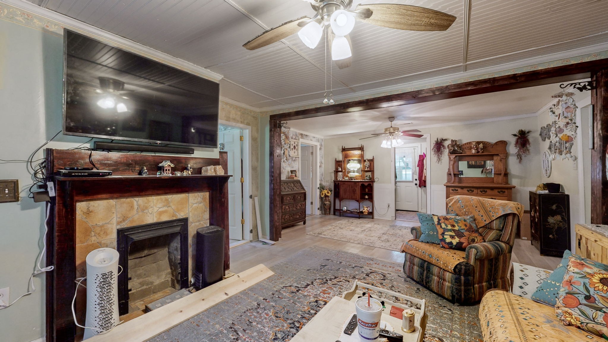 407 Villa Street Murfreesboro, TN 37129 - Photo 3 of 33 a living room with furniture and a fireplace