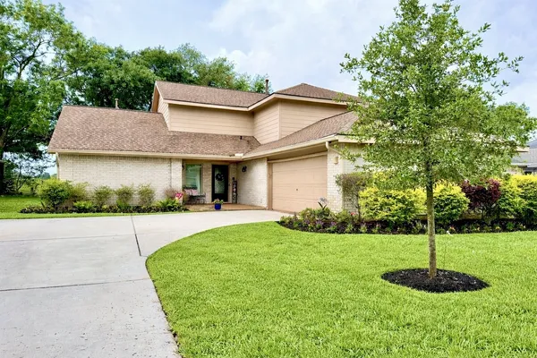 $379,900 | 14403 Muirfield Lane, Houston, TX 77095