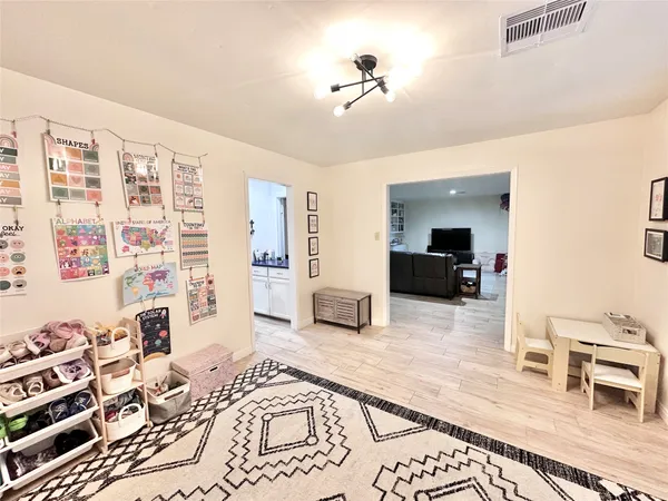 $379,900 | 14403 Muirfield Lane, Houston, TX 77095