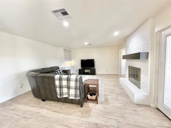 $379,900 | 14403 Muirfield Lane, Houston, TX 77095