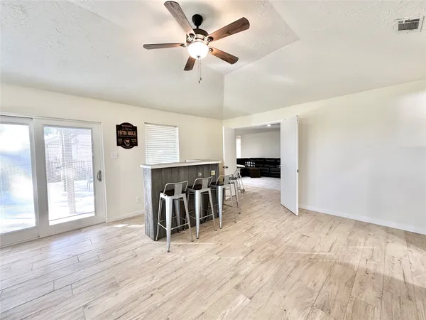 $379,900 | 14403 Muirfield Lane, Houston, TX 77095