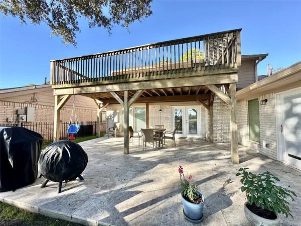 $379,900 | 14403 Muirfield Lane, Houston, TX 77095