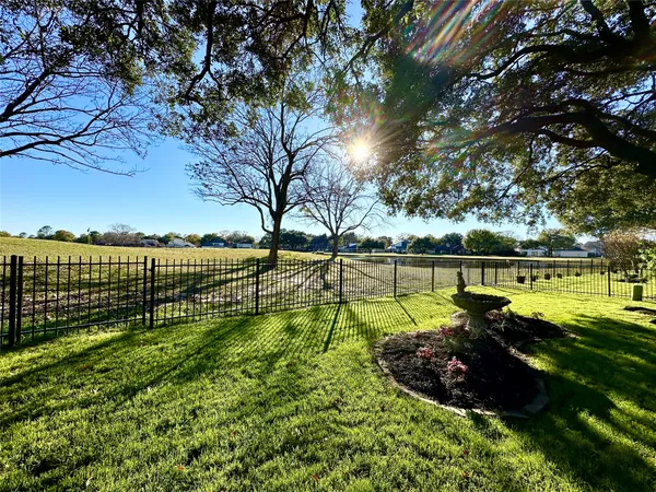 $379,900 | 14403 Muirfield Lane, Houston, TX 77095