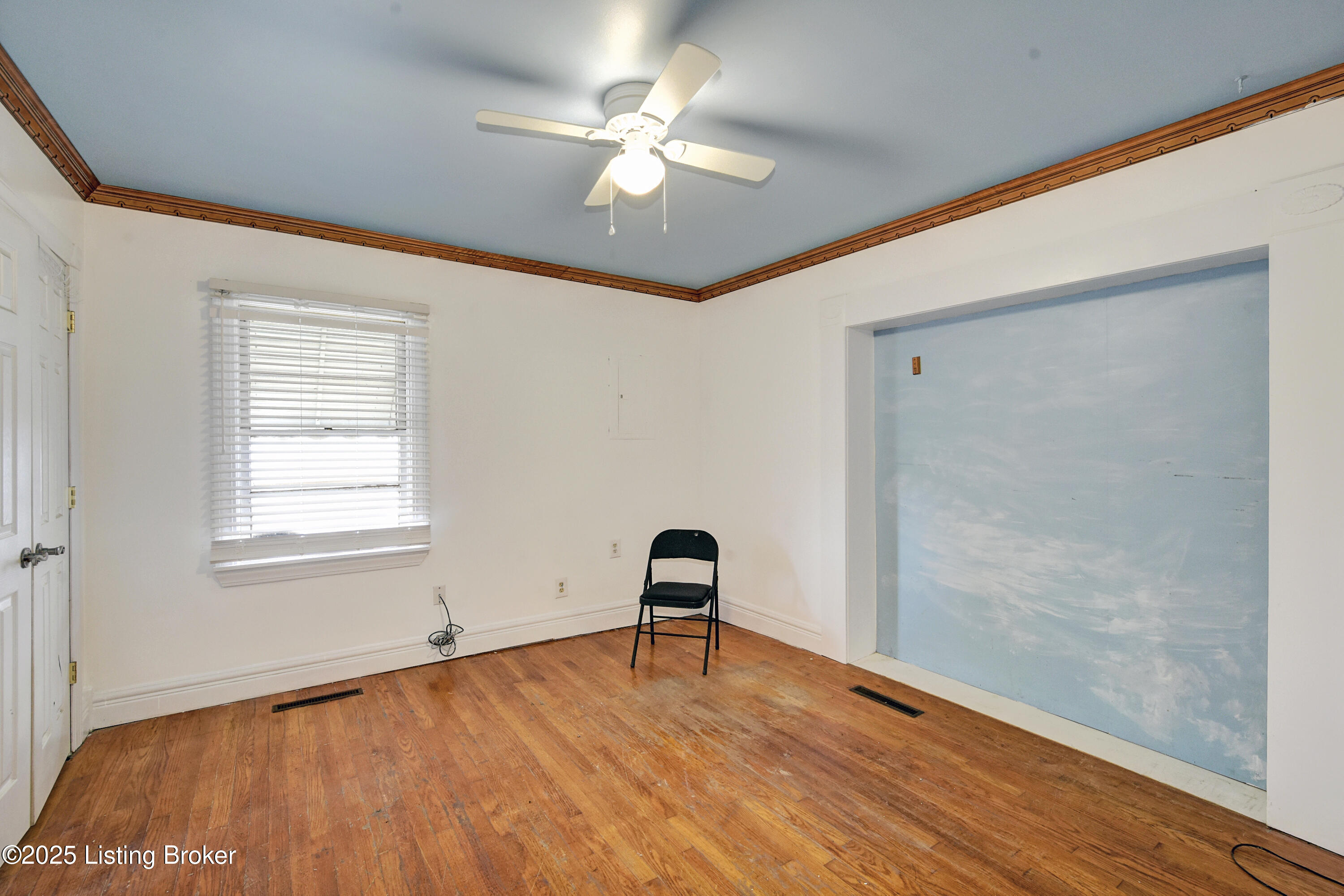 8014 Manslick Road Louisville, KY 40214 - Photo 13 of 26 _DSC5369_71_72