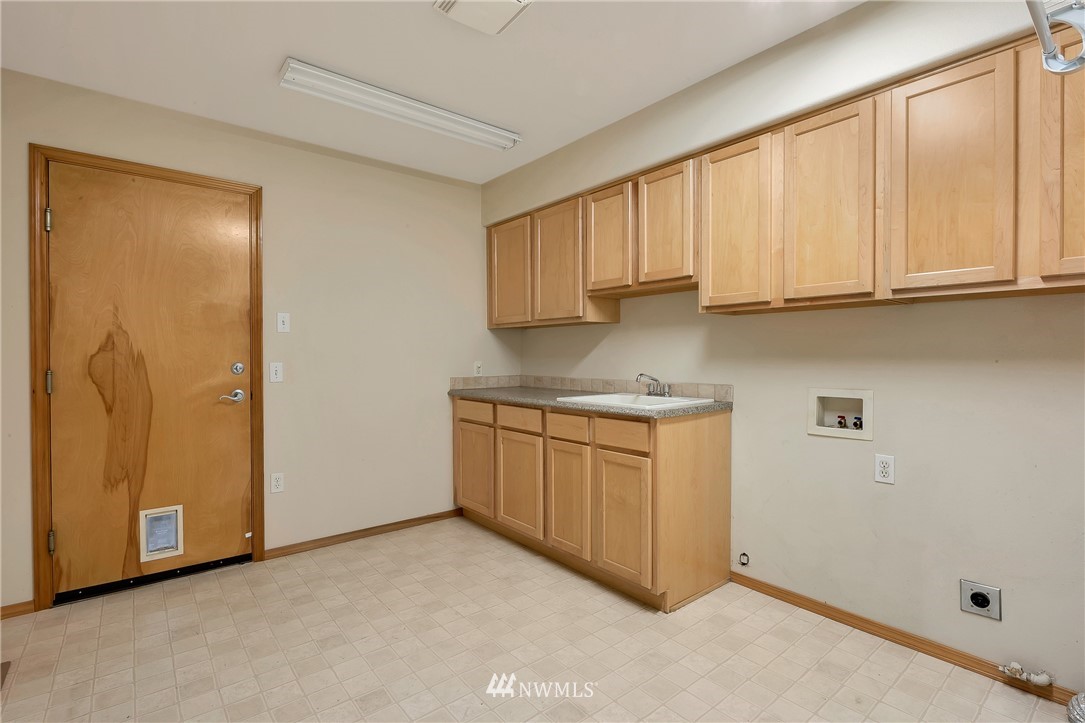 3916 Ruston Way Bellingham, WA 98226 - Photo 15 of 24 Gallery Image 15
