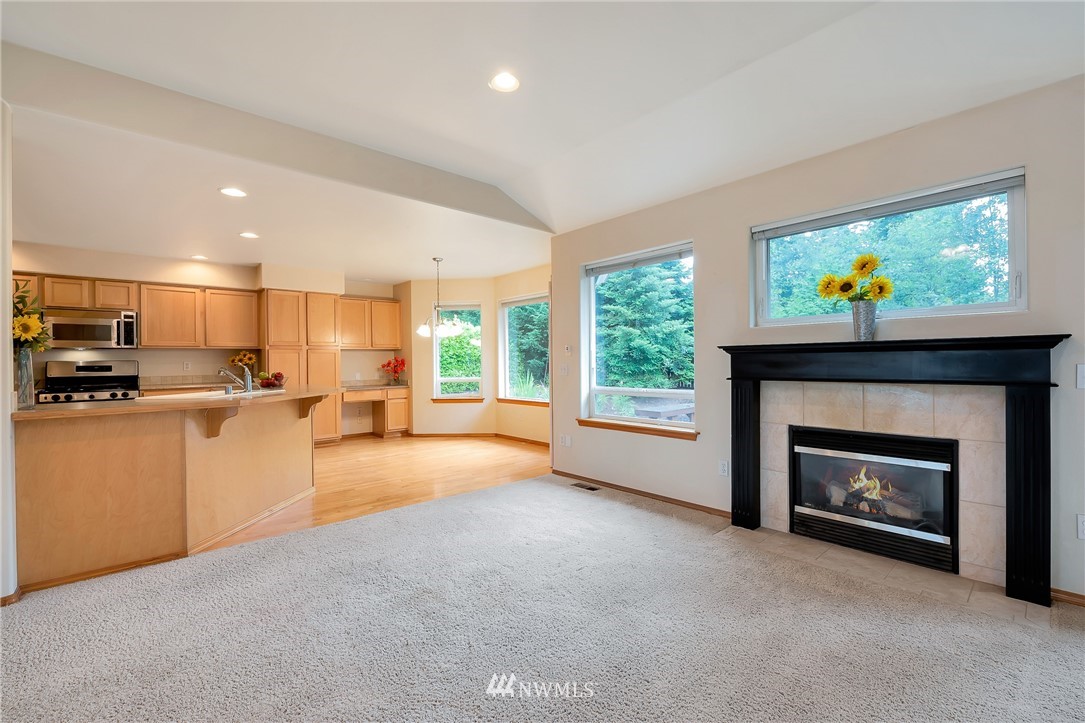 3916 Ruston Way Bellingham, WA 98226 - Photo 6 of 24 Gallery Image 6