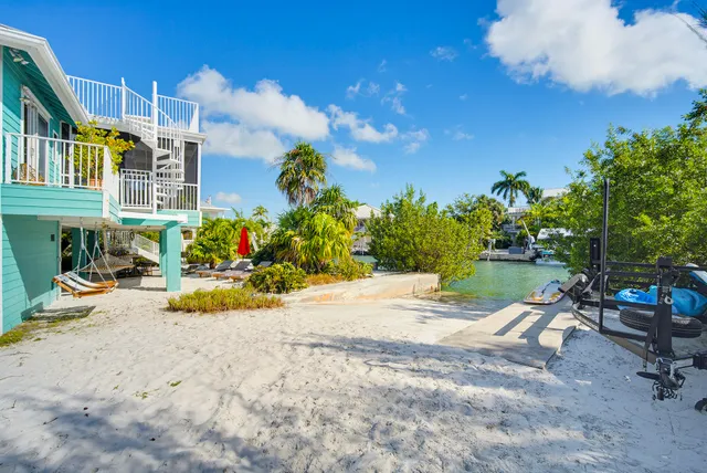 $1,939,000 | 16640 Cypress Road, Sugarloaf, FL 33042