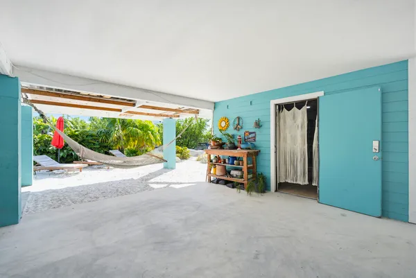 $1,695,000 | 16640 Cypress Road, Sugarloaf, FL 33042