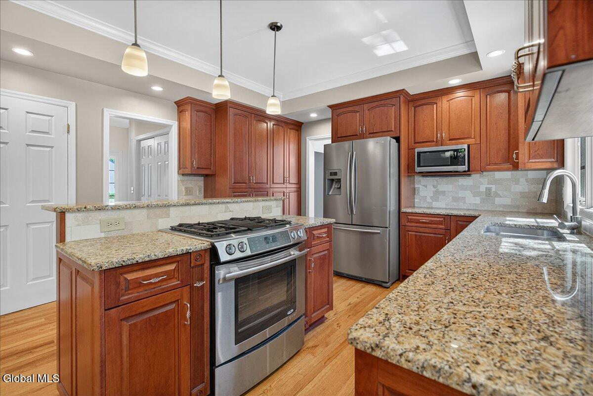 120 Darroch Road Bethlehem, NY 12054 - Photo 14 of 52 16-120 DAROCH-23