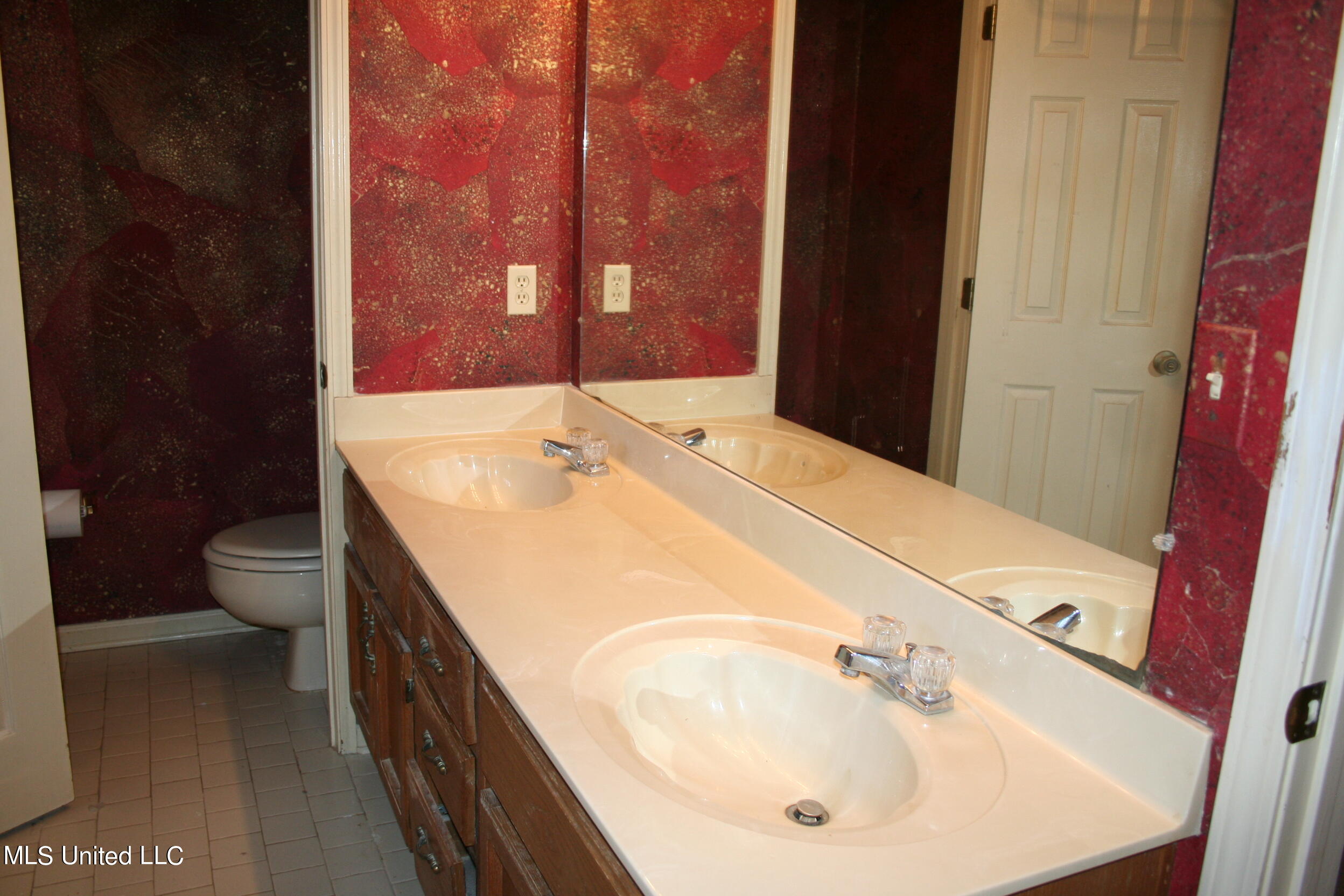 2287 Country Club Road Senatobia, MS 38668 - Photo 14 of 27 IMG_8799