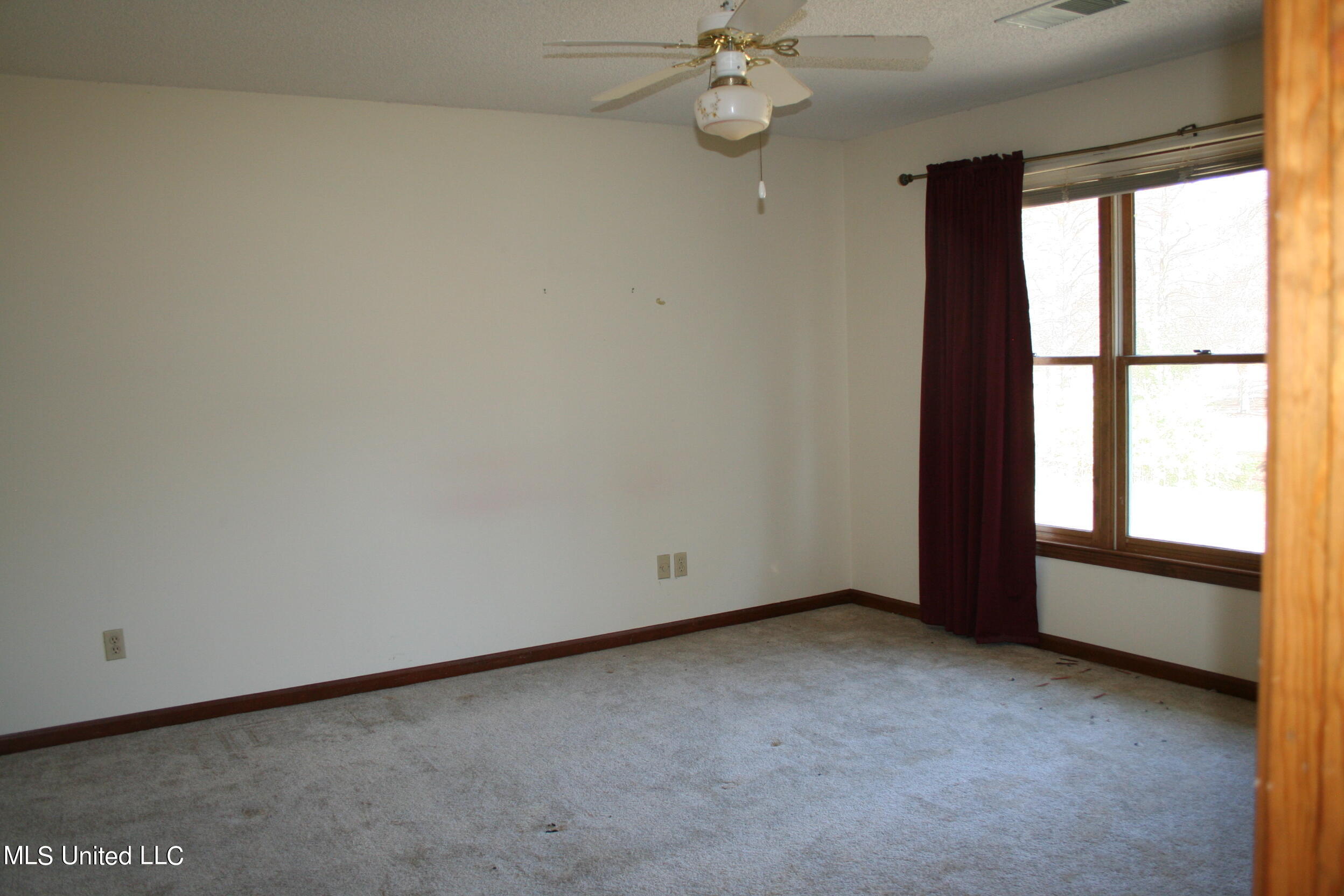 2287 Country Club Road Senatobia, MS 38668 - Photo 19 of 27 IMG_8816