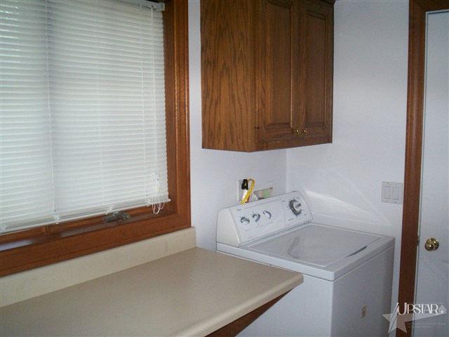 300 Morningstar Road Auburn, IN 46706 - Photo 11 of 29 Gallery Image 11