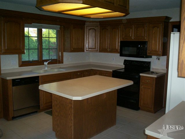 300 Morningstar Road Auburn, IN 46706 - Photo 7 of 29 Gallery Image 7
