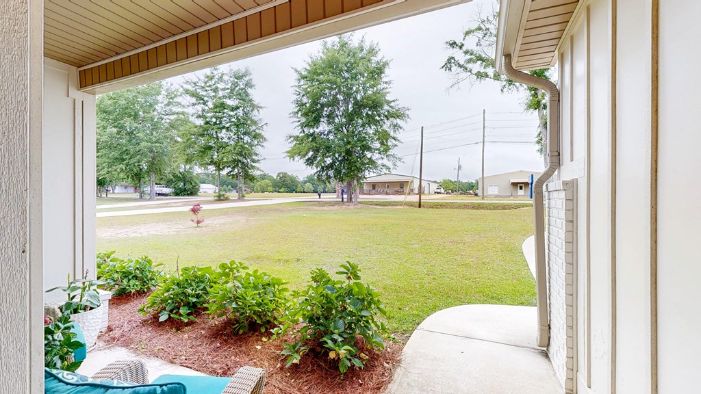 619 Littlefield Road Dothan, AL 36301 - Photo 3 of 57