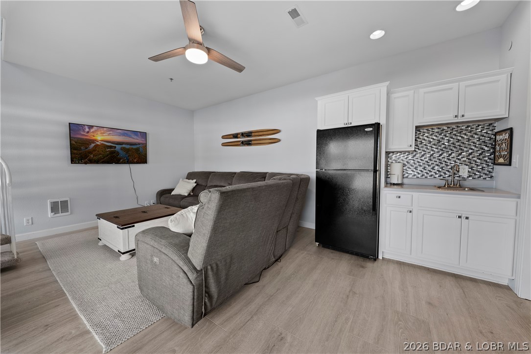 68 Lighthouse Road, Unit 312 Lake Ozark, MO 65049 - Photo 23 of 34