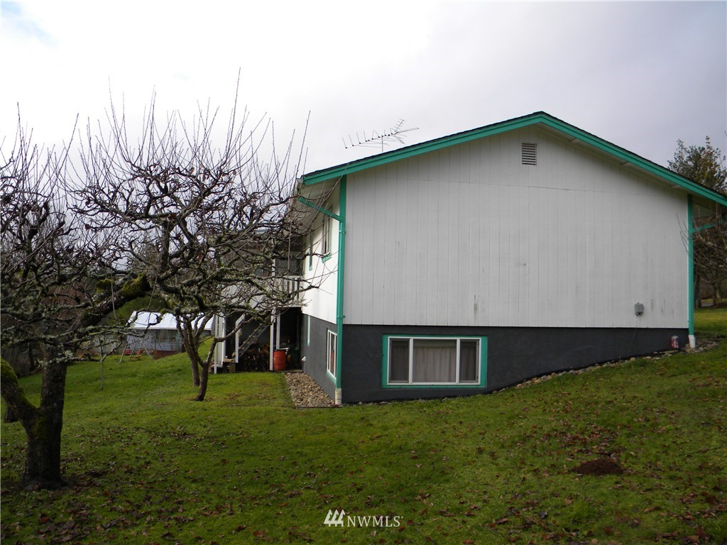 115 Malone Hill Road Elma, WA 98541 - Photo 2 of 24 Gallery Image 2
