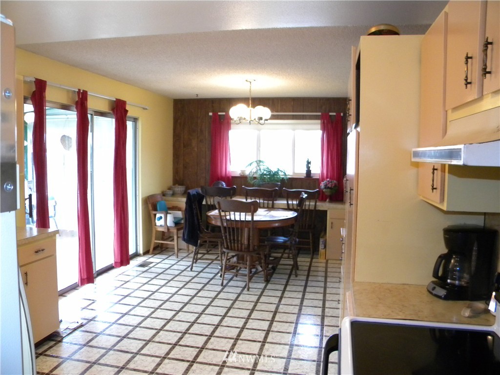 115 Malone Hill Road Elma, WA 98541 - Photo 6 of 24 Gallery Image 6