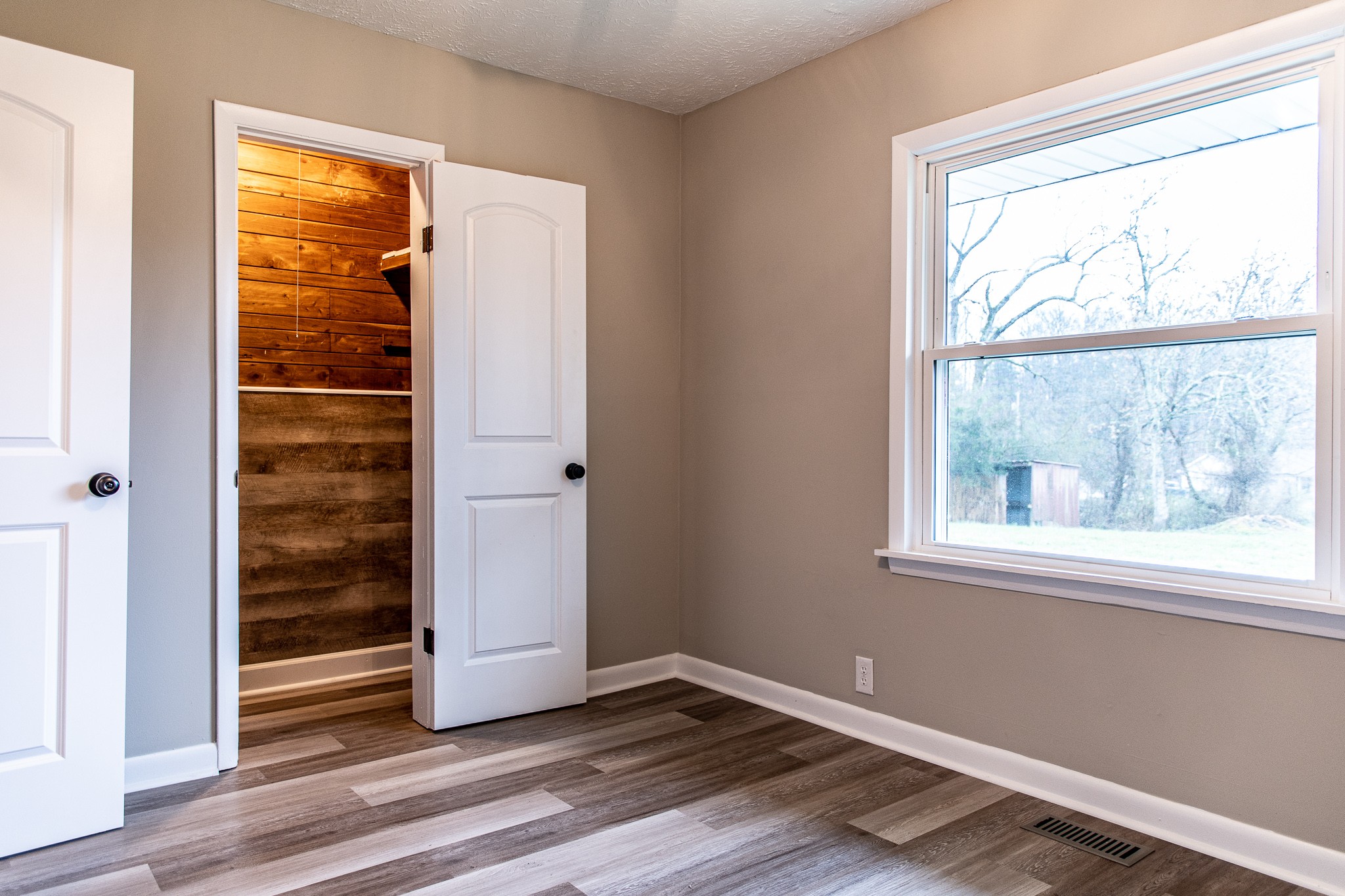 2074 Ditty Road Cookeville, TN 38506 - Photo 17 of 29 Gallery Image 17